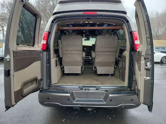 Used 2020 Chevrolet Express 2500 w/ Enhanced Convenience Package image 25
