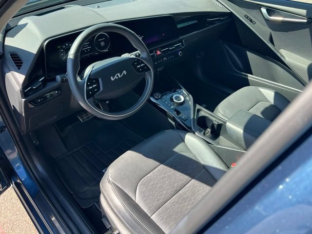 Certified 2023 Kia Niro Wave FWD image 17