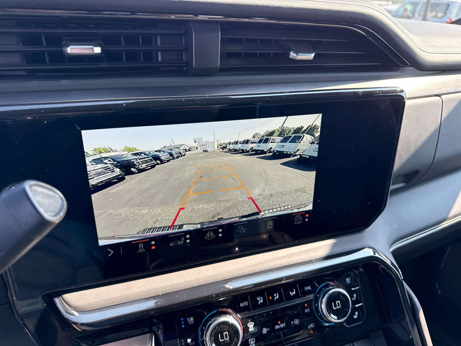 Certified 2024 GMC Sierra 2500 AT4X AWD/4WD image 17