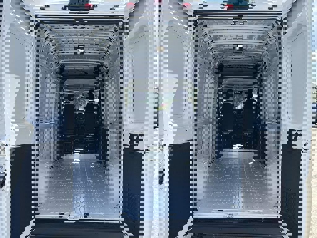 New 2026 RAM ProMaster 2500 w/ Convenience Group image 13