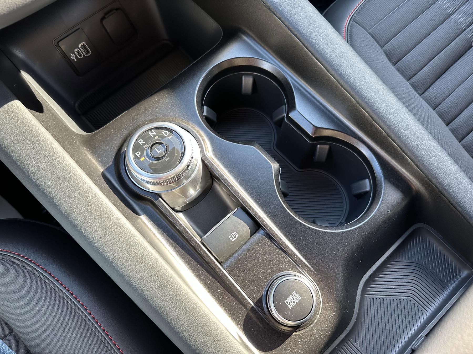 New 2026 Ford Explorer ST-Line w/ ST-Line Street Pack image 22