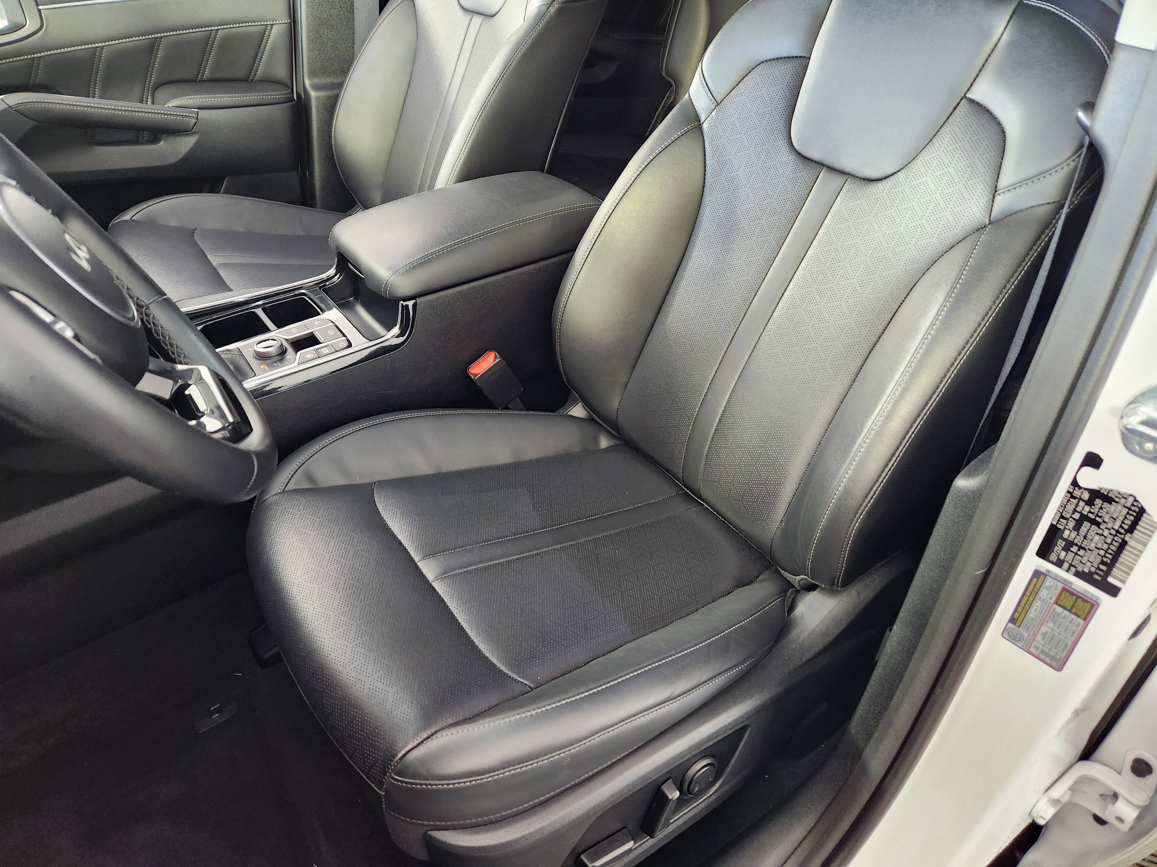 Used 2022 Kia Sorento SX image 12