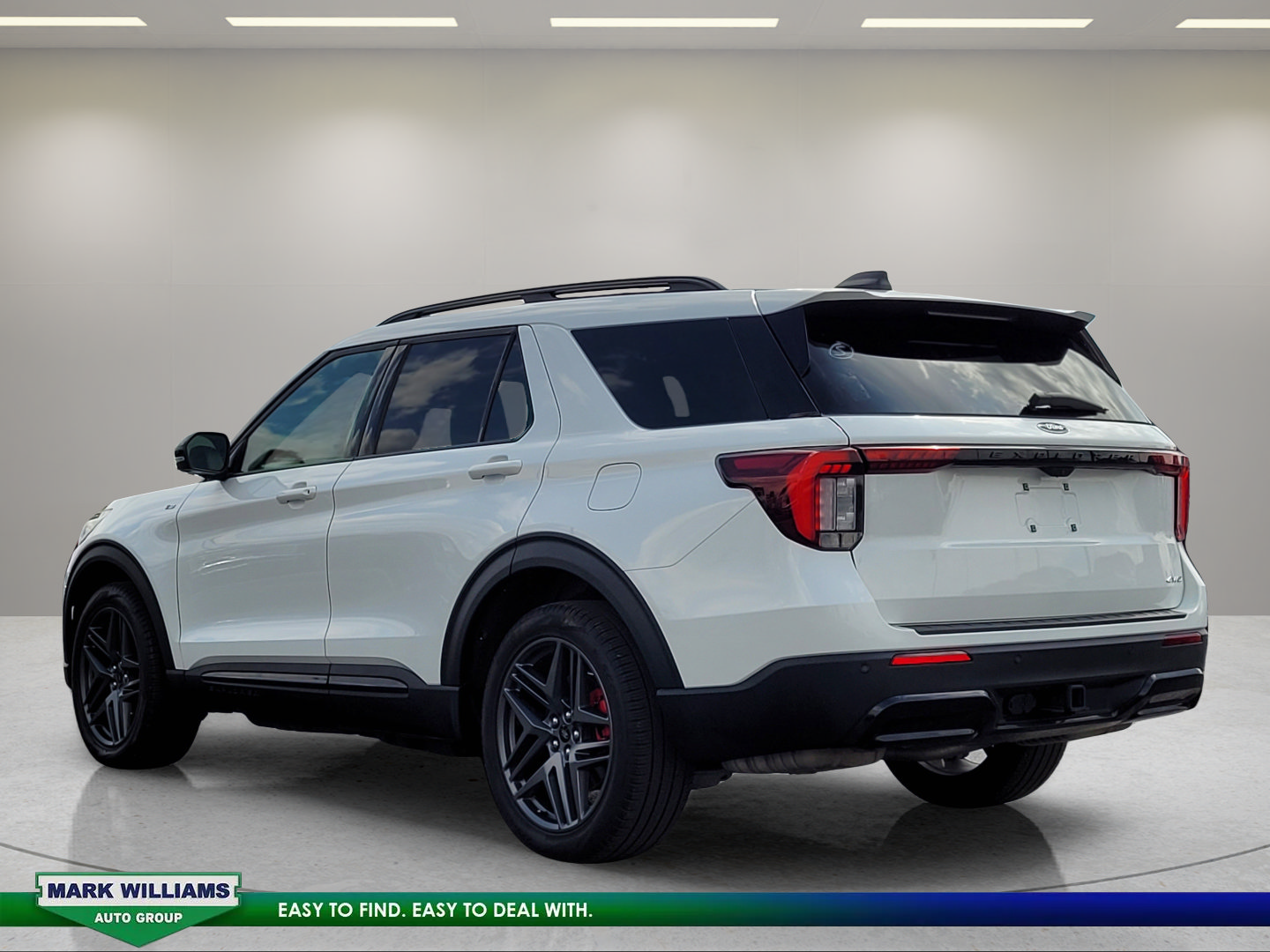 Used 2025 Ford Explorer ST-Line w/ Premium Package AWD/4WD image 6