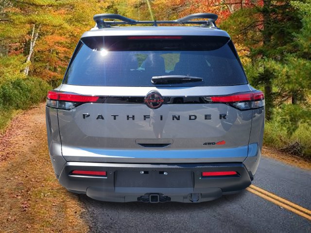 New 2026 Nissan Pathfinder Platinum w/ Cargo Package AWD/4WD image 4