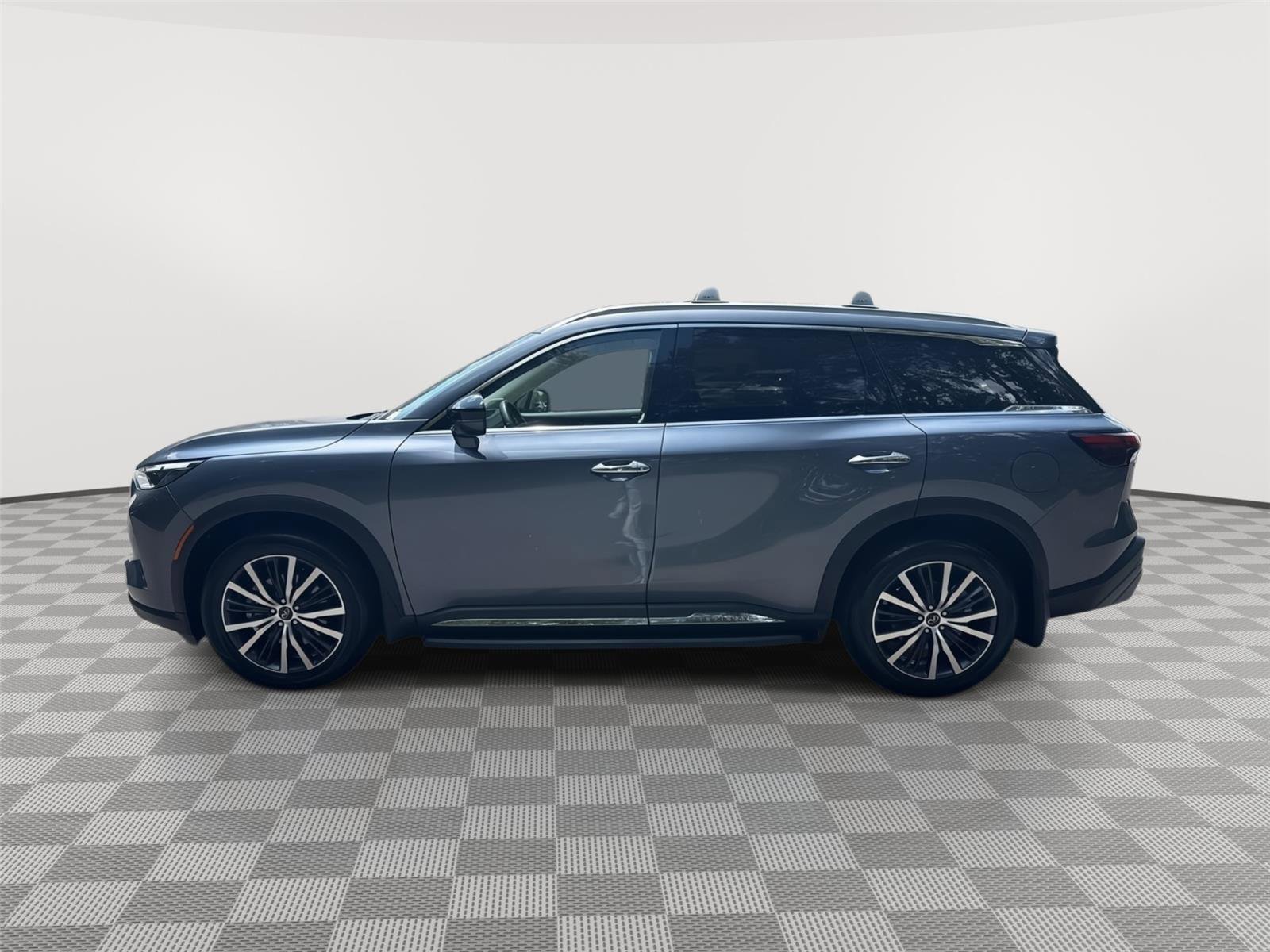 Certified 2025 INFINITI QX60 Sensory w/ Vision Package AWD/4WD image 9