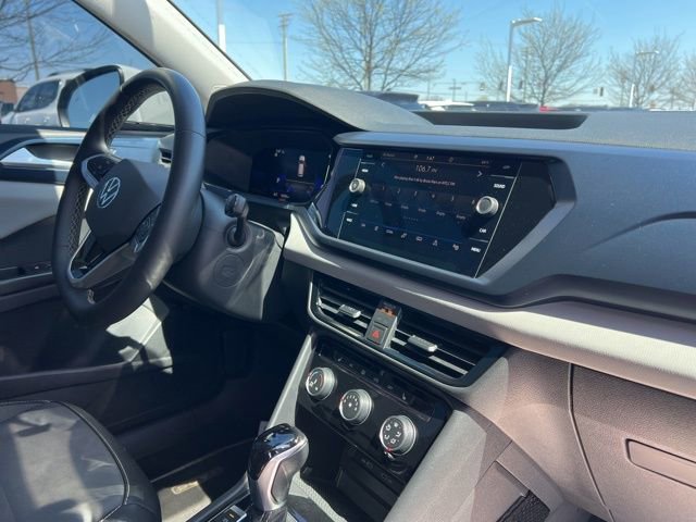 Used 2023 Volkswagen Taos SE image 37