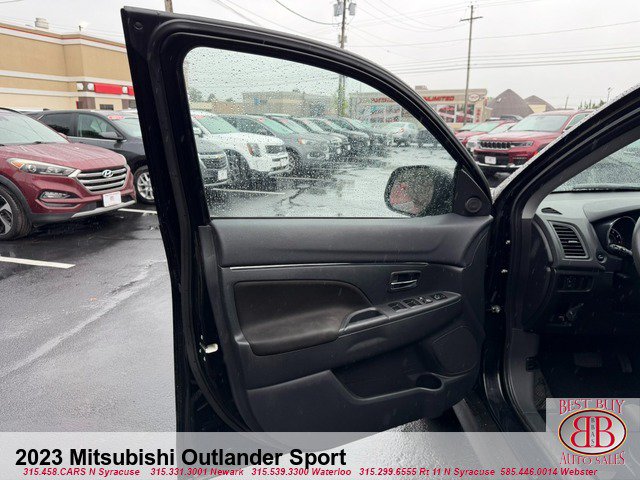 Used 2023 Mitsubishi Outlander Sport SE AWD/4WD image 9
