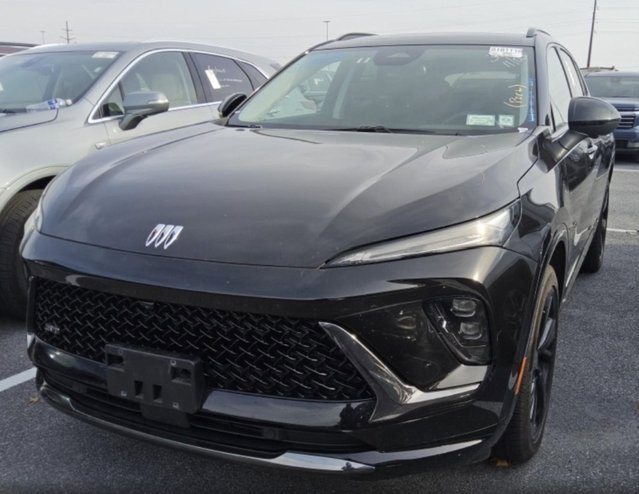 Certified 2025 Buick Envision Sport Touring image 2