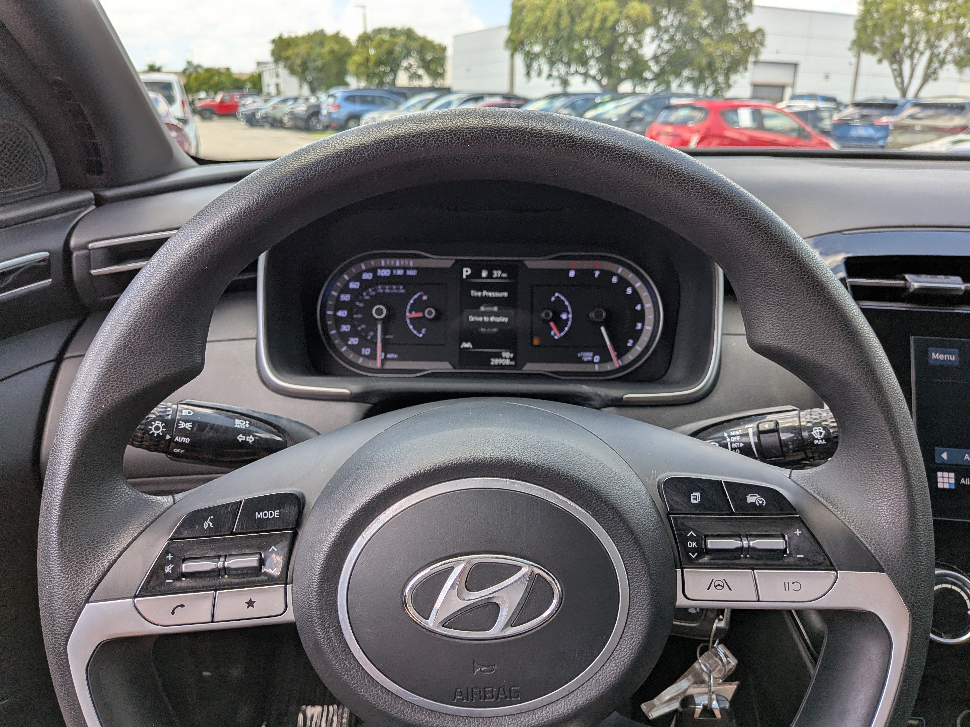 Used 2024 Hyundai Santa Cruz SE FWD image 25