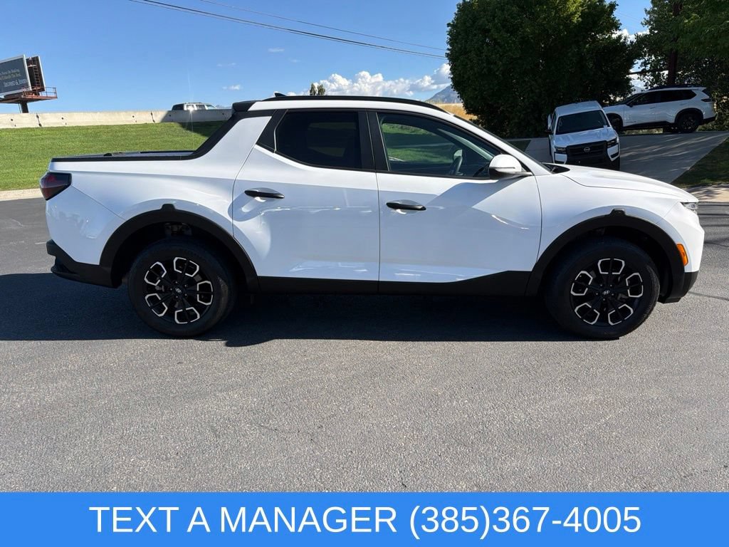 Used 2023 Hyundai Santa Cruz SEL w/ Activity Package AWD/4WD image 2