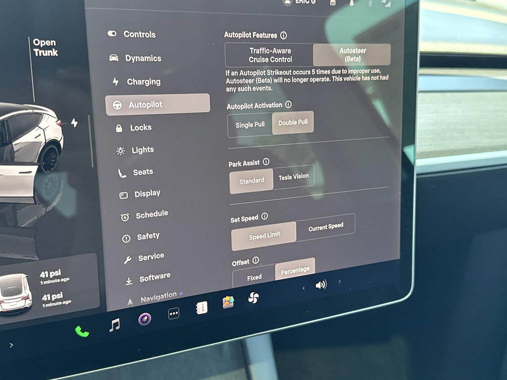 Used 2022 Tesla Model Y Performance AWD/4WD image 12