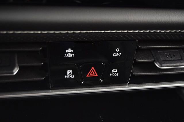 New 2026 Volkswagen Atlas Cross Sport SE image 15