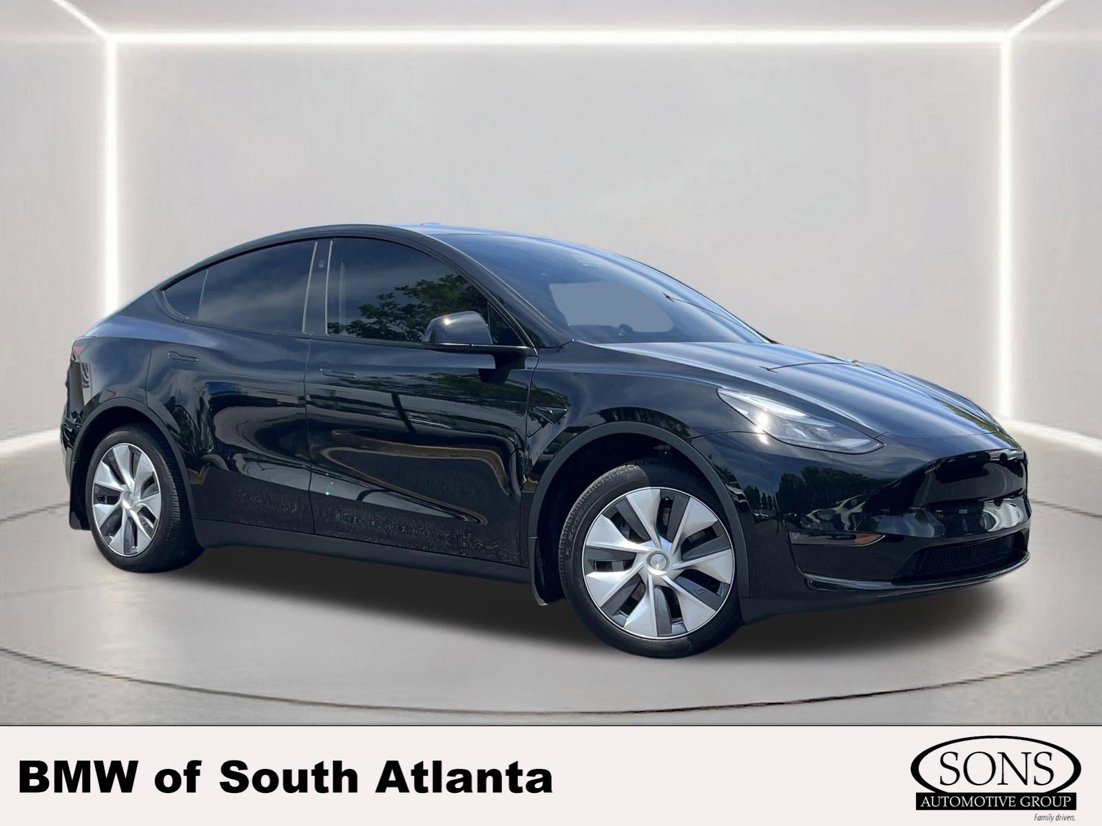 Used 2024 Tesla Model Y Long Range AWD/4WD video 1