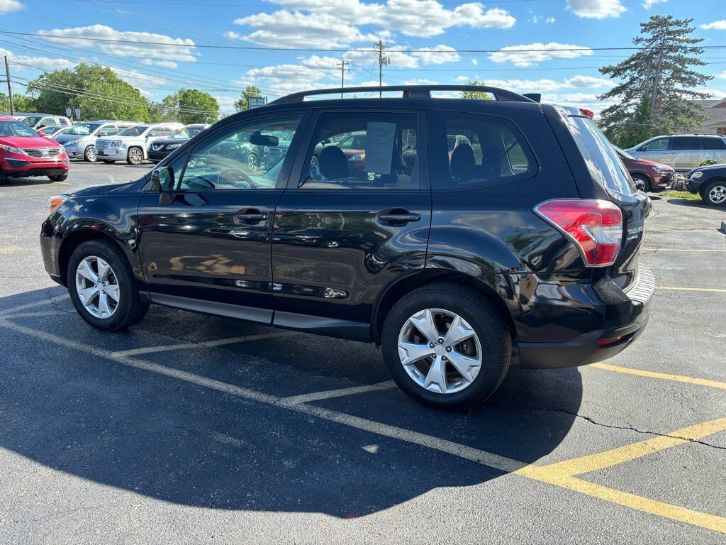 Used 2016 Subaru Forester 2.5i Premium w/ Popular Package #2 AWD/4WD image 6