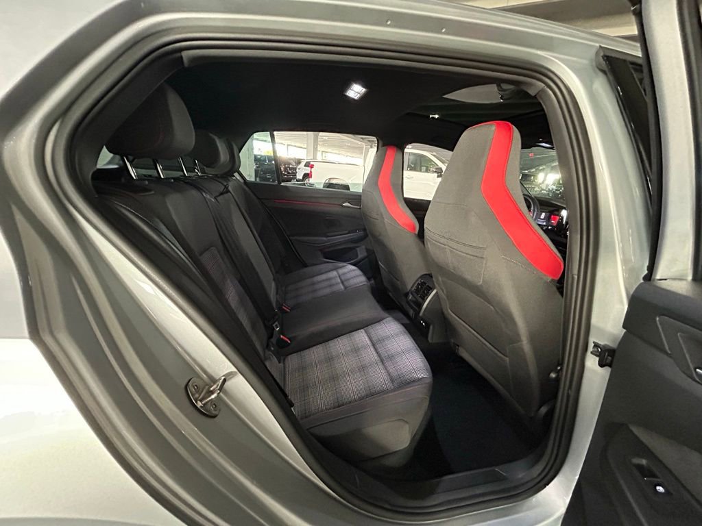 Used 2024 Volkswagen GTI SE image 40