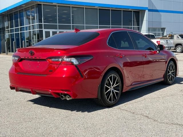 Used 2021 Toyota Camry SE w/ Blackout Package (TMS) FWD image 5
