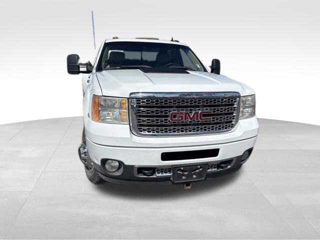Used 2011 GMC Sierra 3500 Denali AWD/4WD image 10