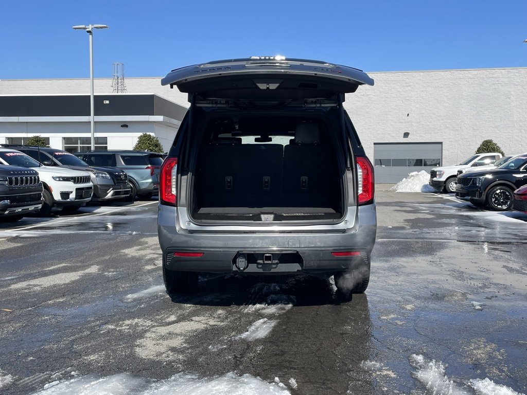 Used 2021 GMC Yukon AT4 w/ AT4 Premium Package image 6