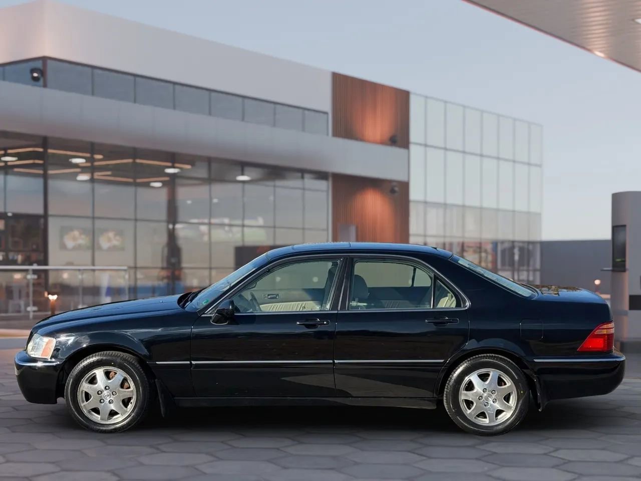 Used 2002 Acura RL image 5