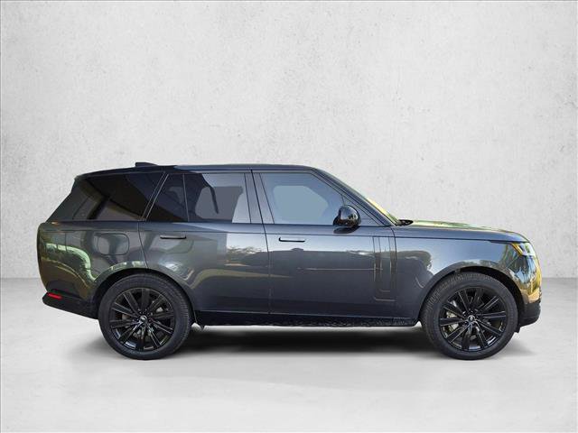 Used 2023 Land Rover Range Rover SE AWD/4WD image 4