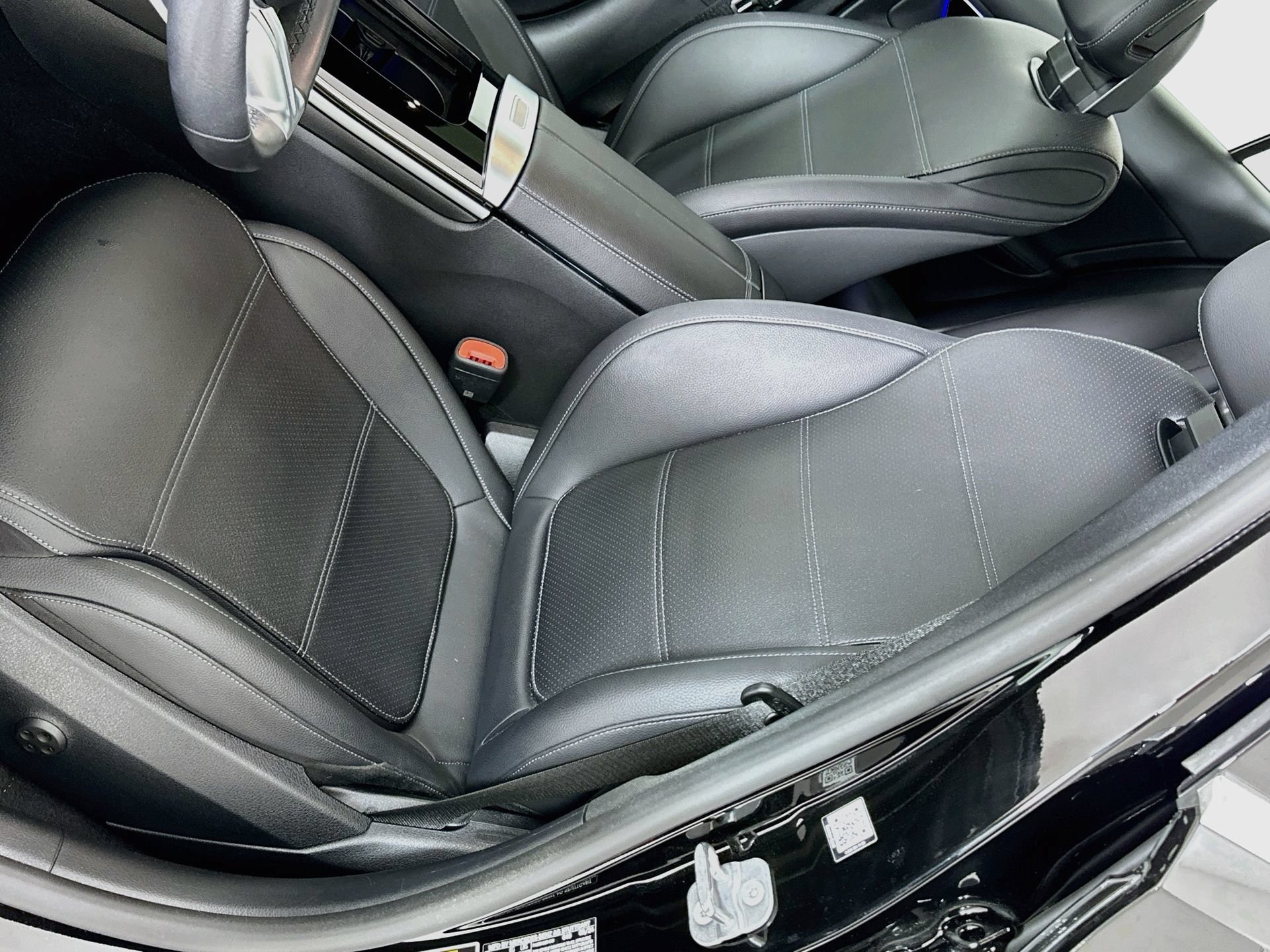 Used 2024 Mercedes-Benz C 300 Sedan image 19