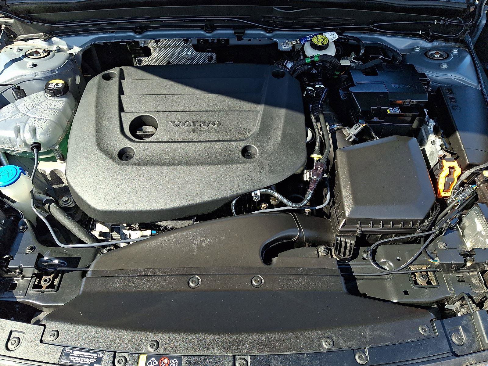 Certified 2023 Volvo XC40 B5 Core w/ Convenience Package image 27