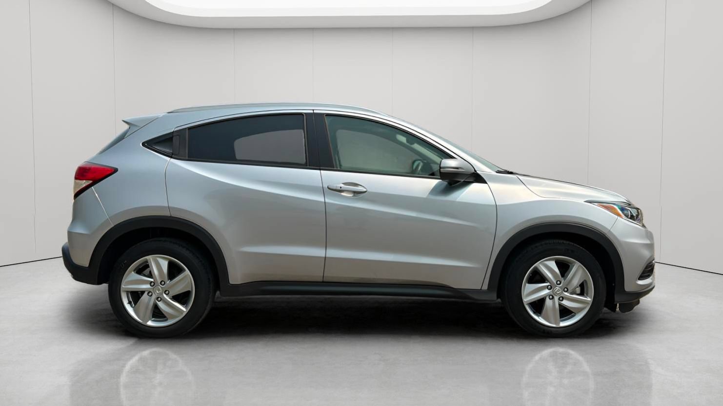 Used 2019 Honda HR-V EX-L image 3