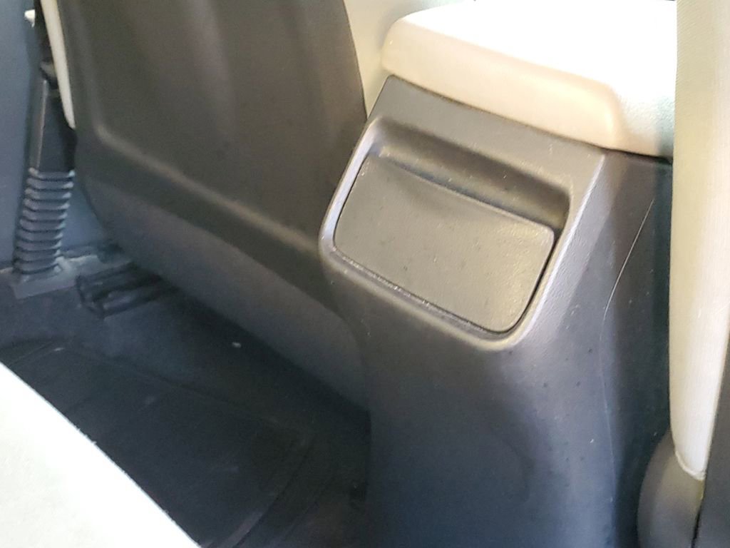 Used 2017 Hyundai Elantra SE image 28