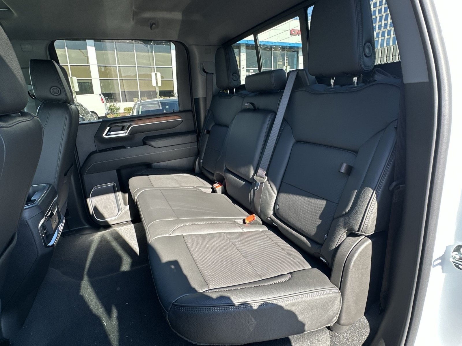 New 2026 GMC Sierra 3500 Denali w/ Denali Reserve Package AWD/4WD image 25
