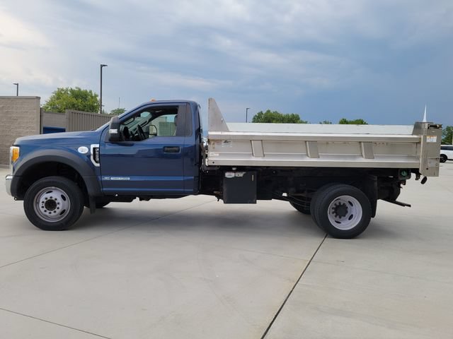 Used 2017 Ford F550 2WD Regular Cab Super Duty image 6