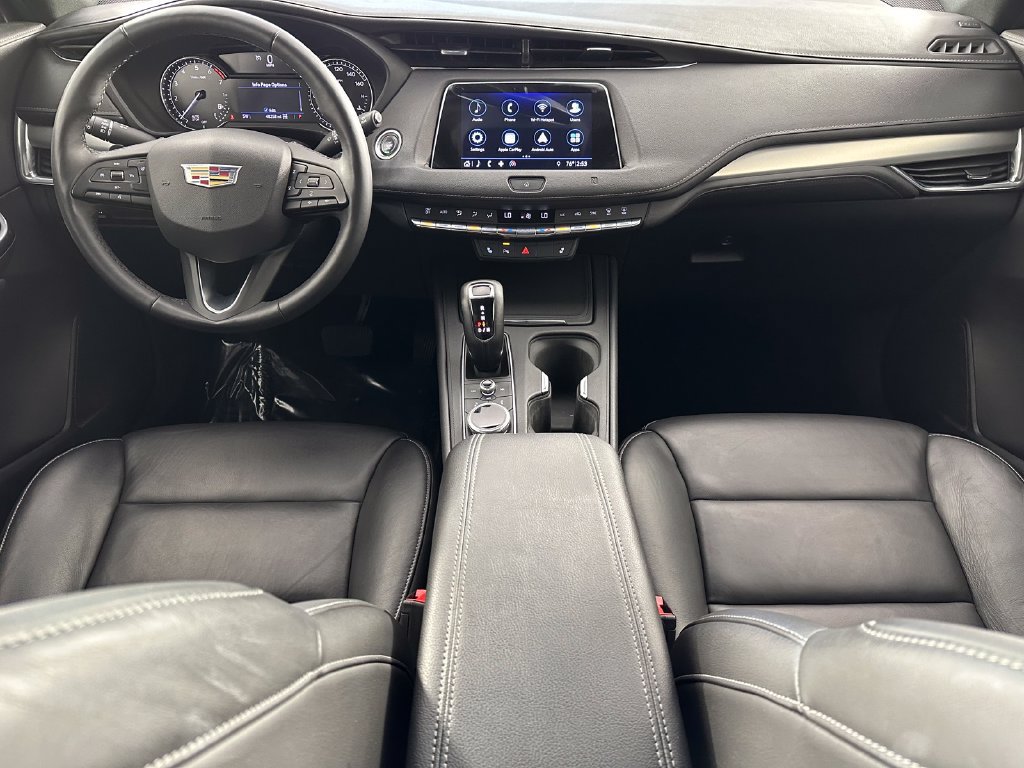 Used 2019 Cadillac XT4 Premium Luxury AWD/4WD image 3