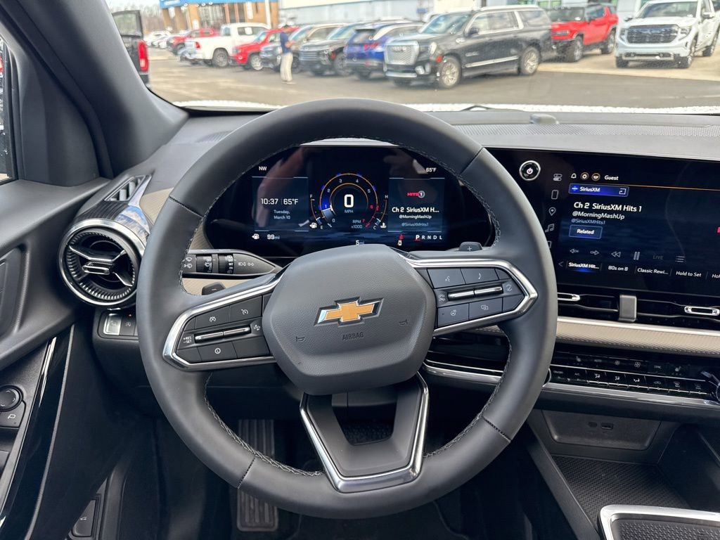 New 2026 Chevrolet Equinox LT w/ Convenience Package II image 14