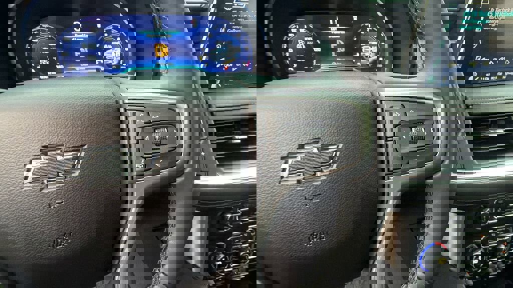 Certified 2024 Chevrolet Suburban Z71 w/ Luxury Package image 28