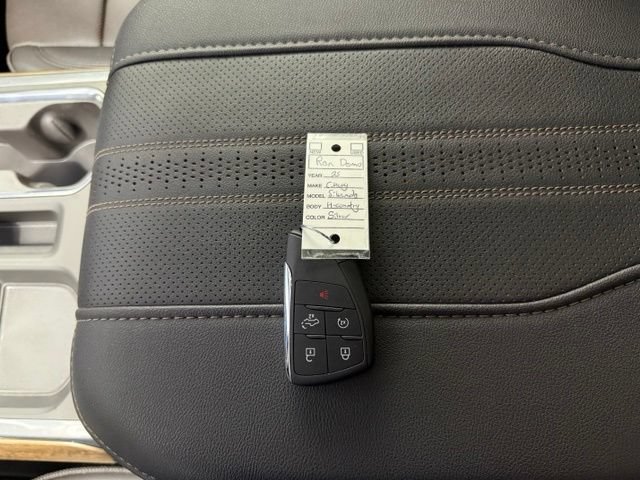 Used 2025 Chevrolet Silverado 1500 High Country AWD/4WD image 23