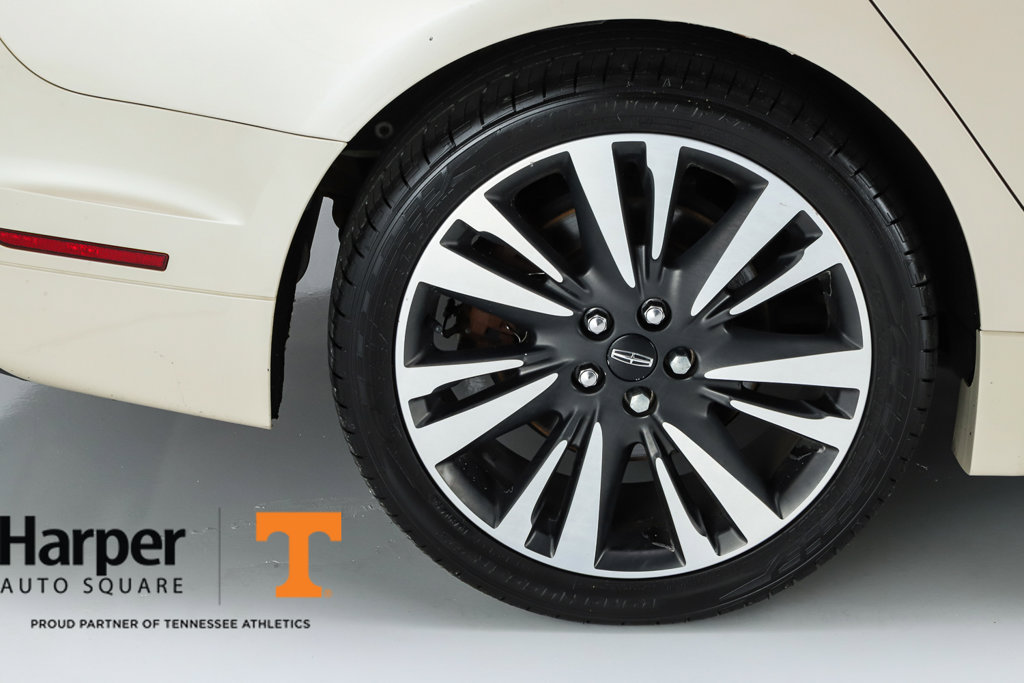 Used 2018 Lincoln MKZ Select w/ Select Plus Package AWD/4WD image 13