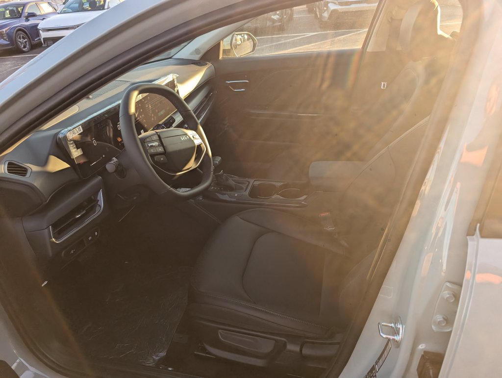 New 2026 Kia K4 EX FWD image 12
