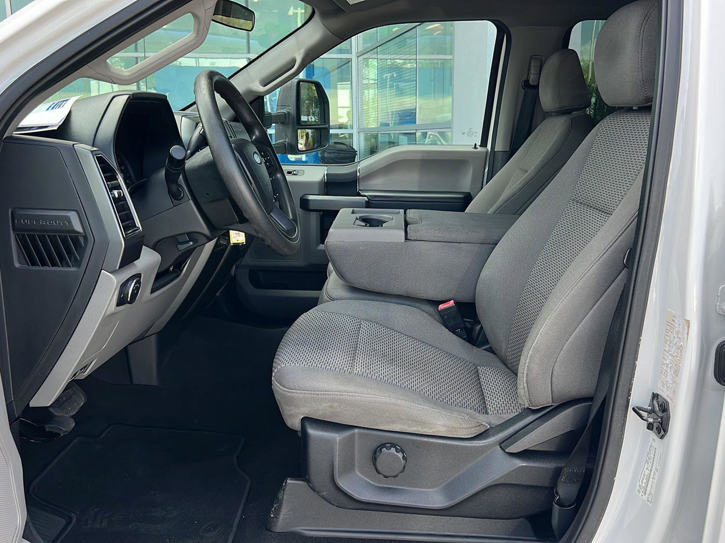 Used 2021 Ford F350 XLT image 10