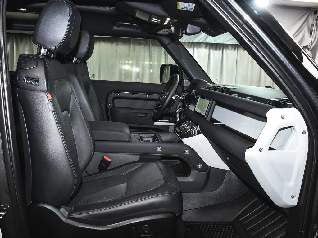 Used 2023 Land Rover Defender 90 X-Dynamic SE AWD/4WD image 58