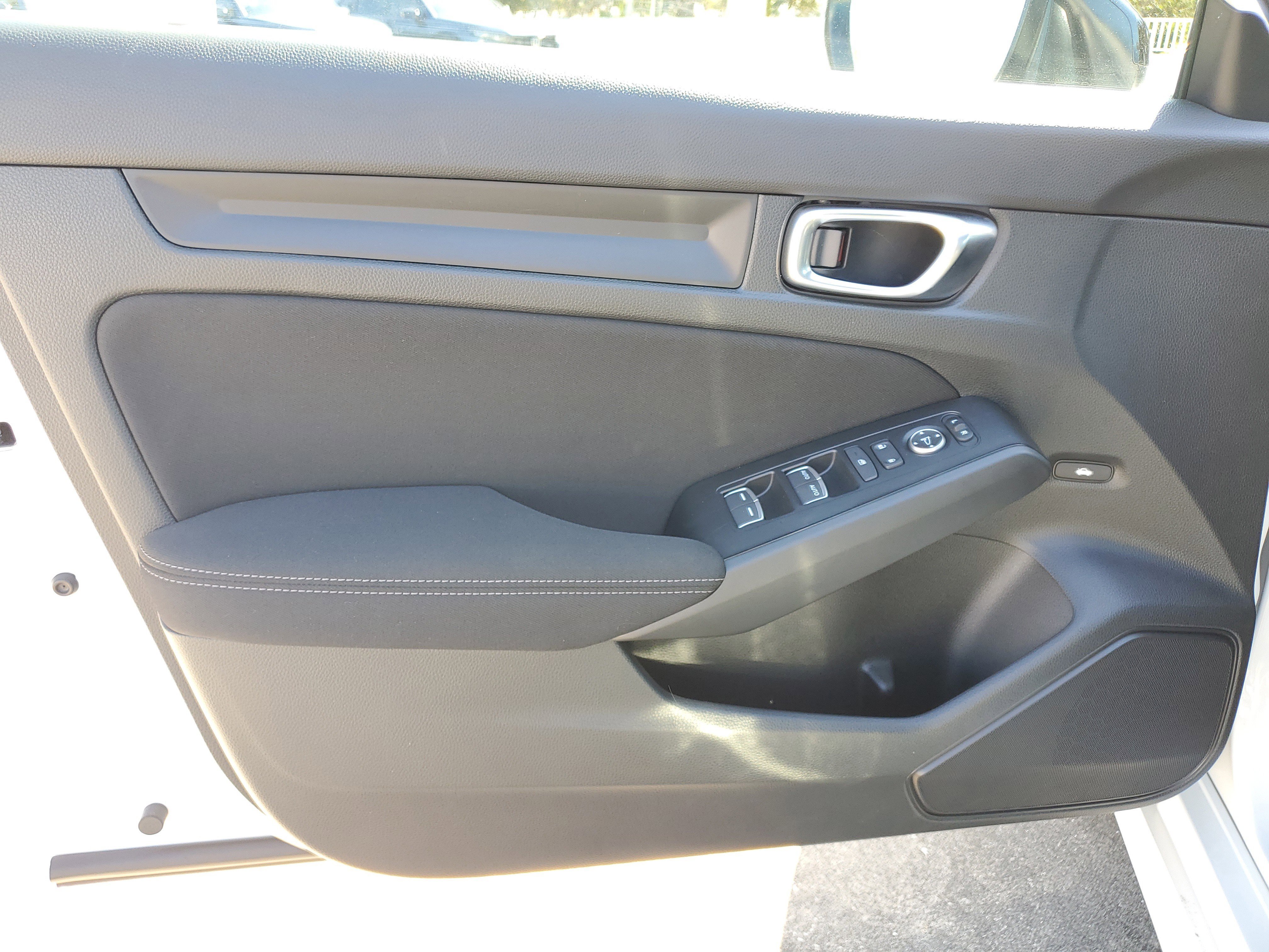 Used 2025 Honda Civic Sport image 23