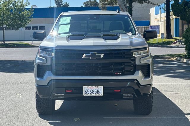 Used 2024 Chevrolet Silverado 1500 LT Trail Boss w/ Convenience Package II AWD/4WD image 9