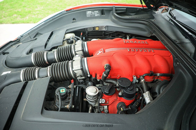 Used 2012 Ferrari California RWD image 27