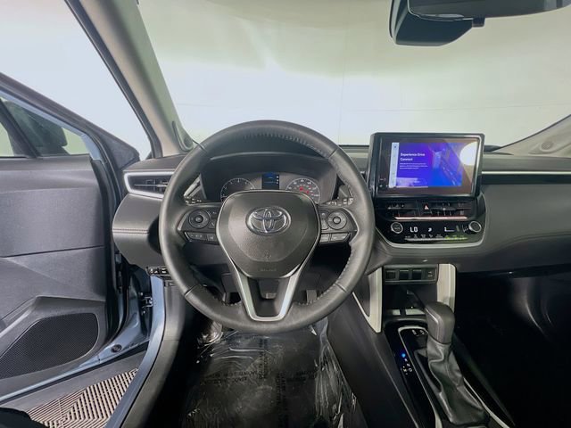 Used 2024 Toyota Corolla Cross LE w/ Moonroof Package AWD/4WD image 14