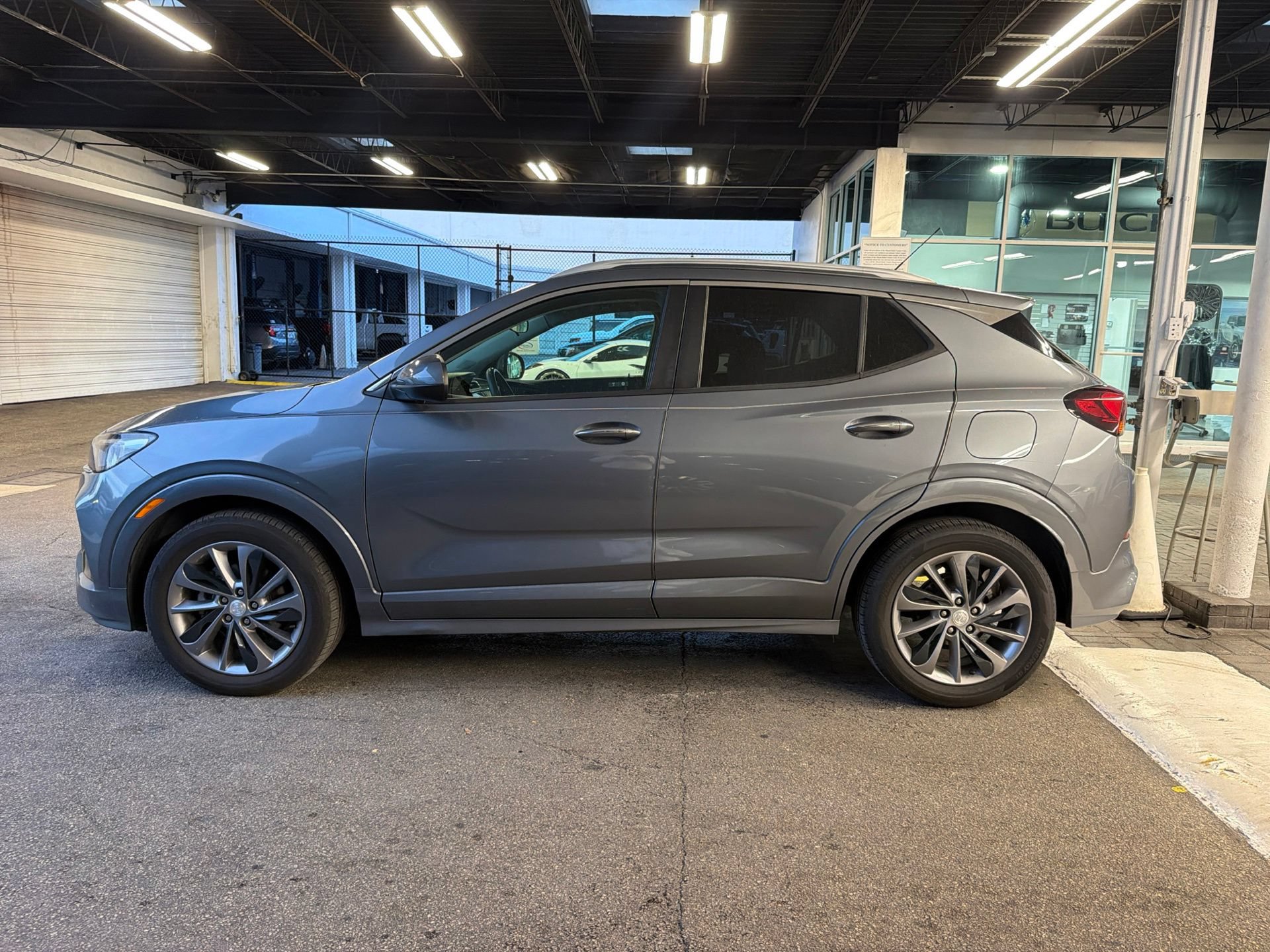 Used 2021 Buick Encore GX Preferred w/ Sport Touring Package FWD video 2