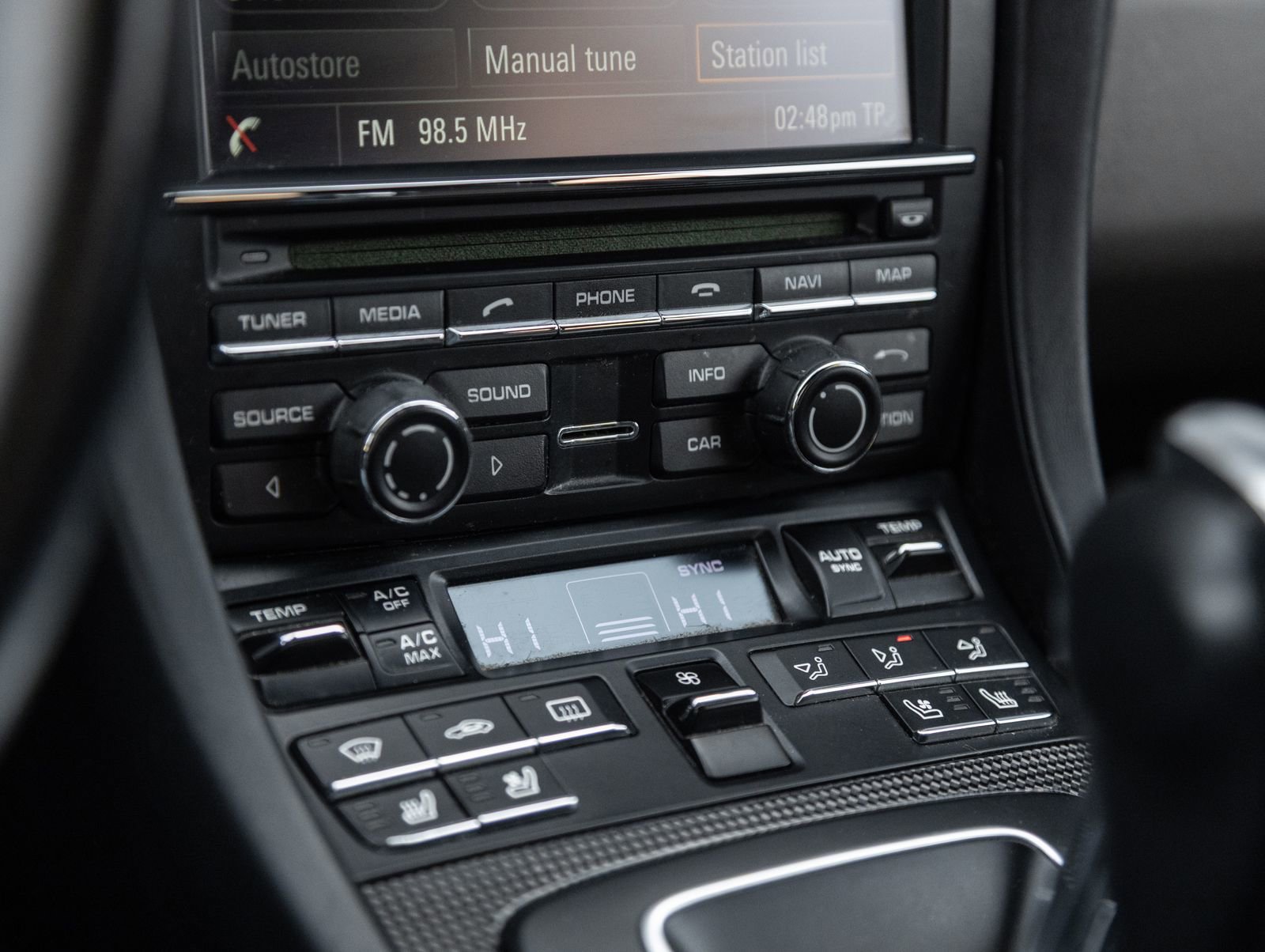 Certified 2014 Porsche 911 Turbo S image 28