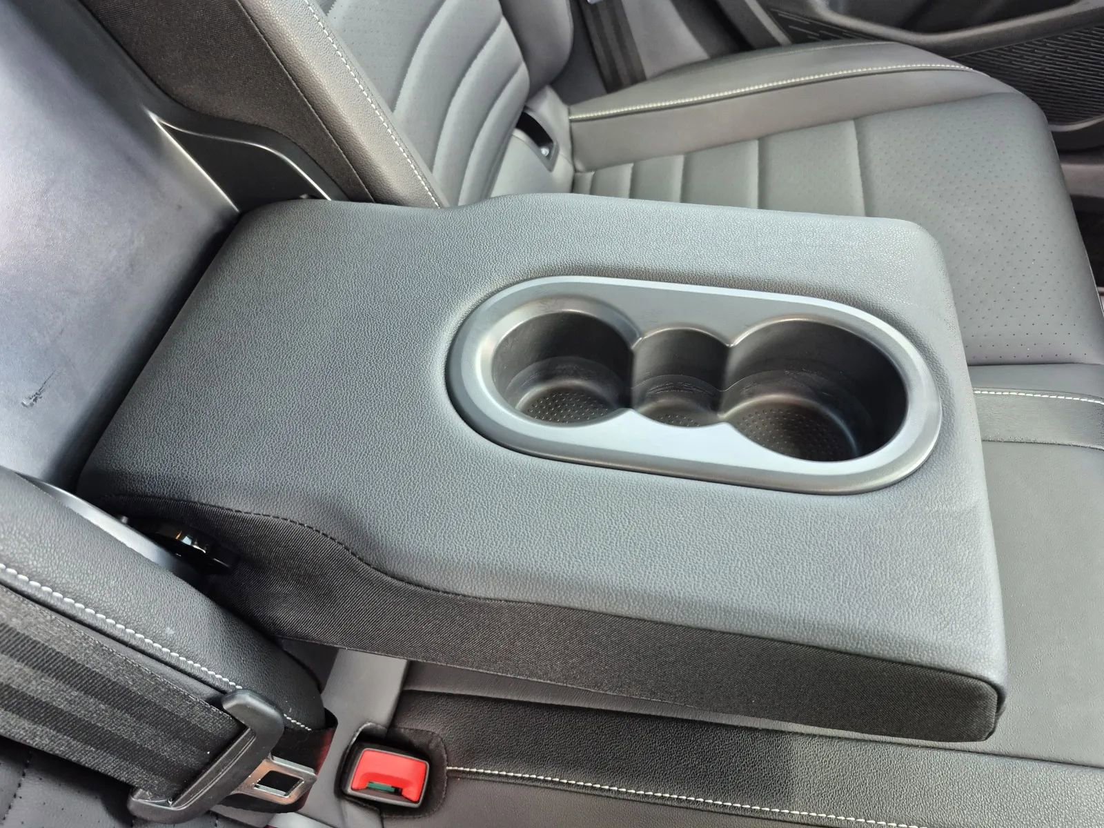 Used 2024 Volkswagen Jetta SE FWD image 21