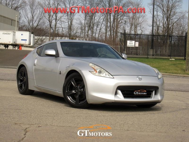Used 2009 Nissan 370Z Coupe image 1