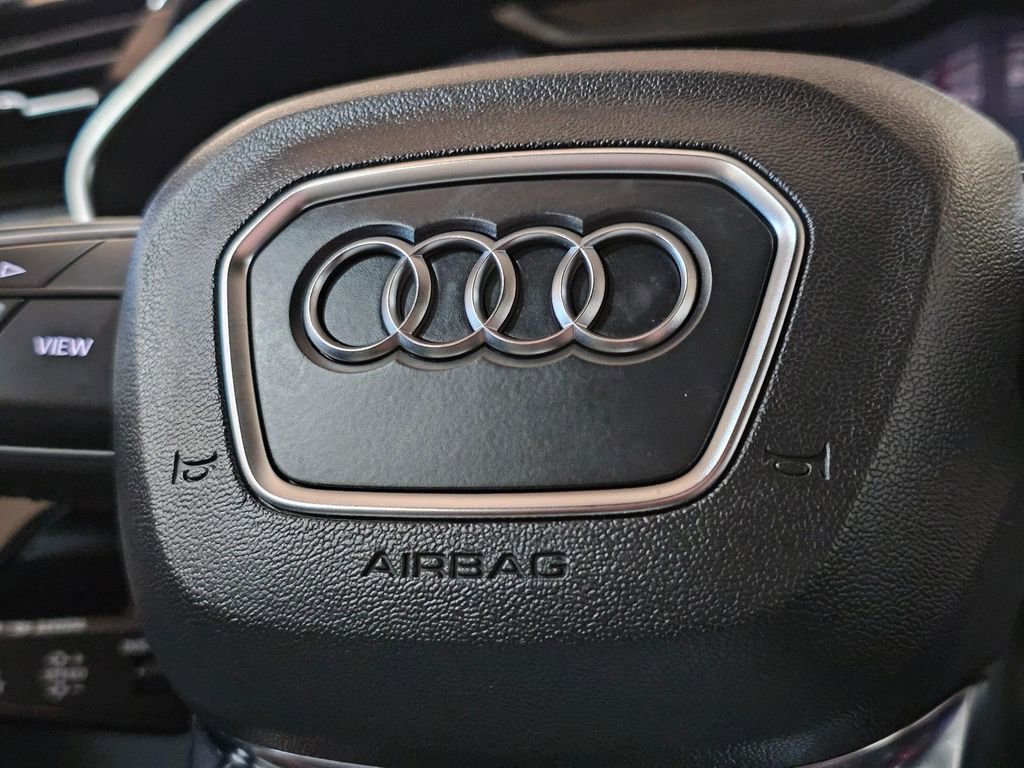 Used 2019 Audi Q3 2.0T Prestige w/ Prestige Package image 20