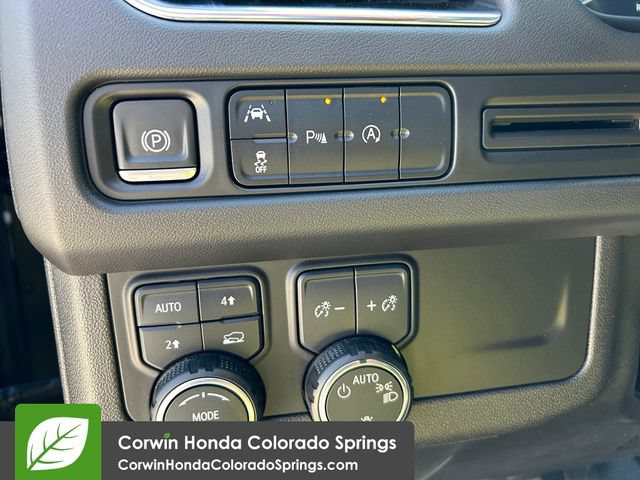 Used 2023 Chevrolet Tahoe RST AWD/4WD image 15