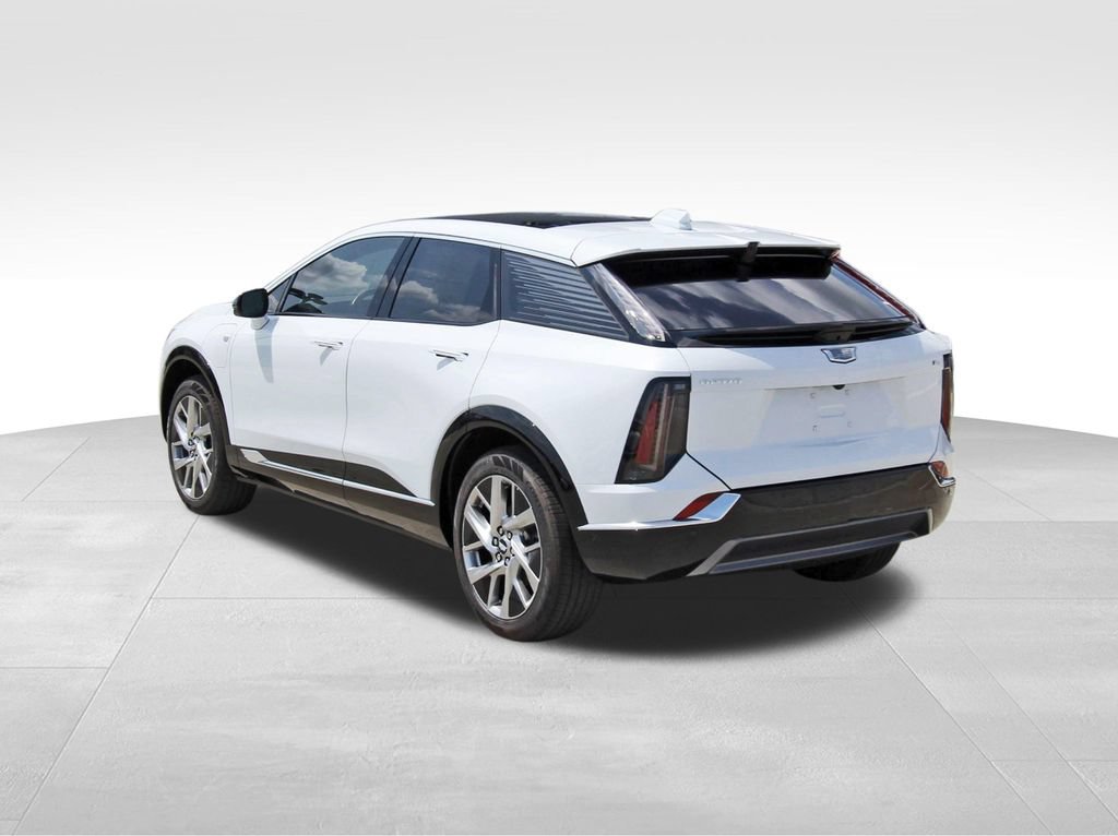New 2027 Cadillac Optiq Luxury AWD/4WD image 3