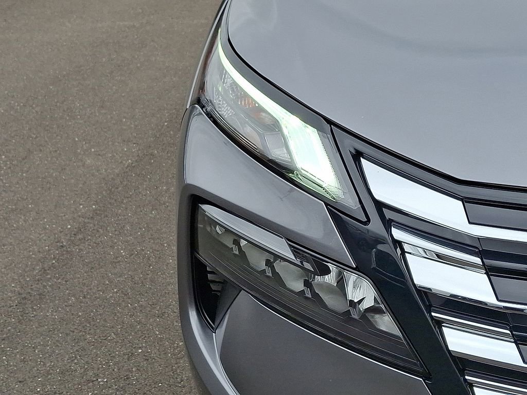 New 2026 Nissan Rogue SV w/ SV Premium Package image 6